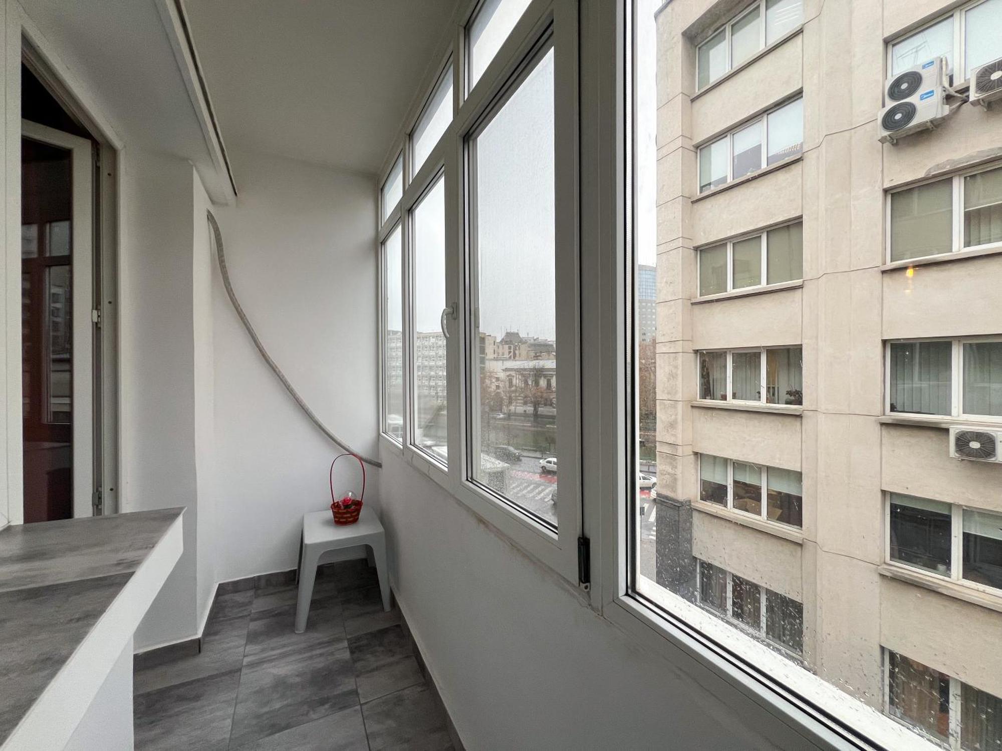 Old City Deluxe Apart - River View ! Букурещ Екстериор снимка