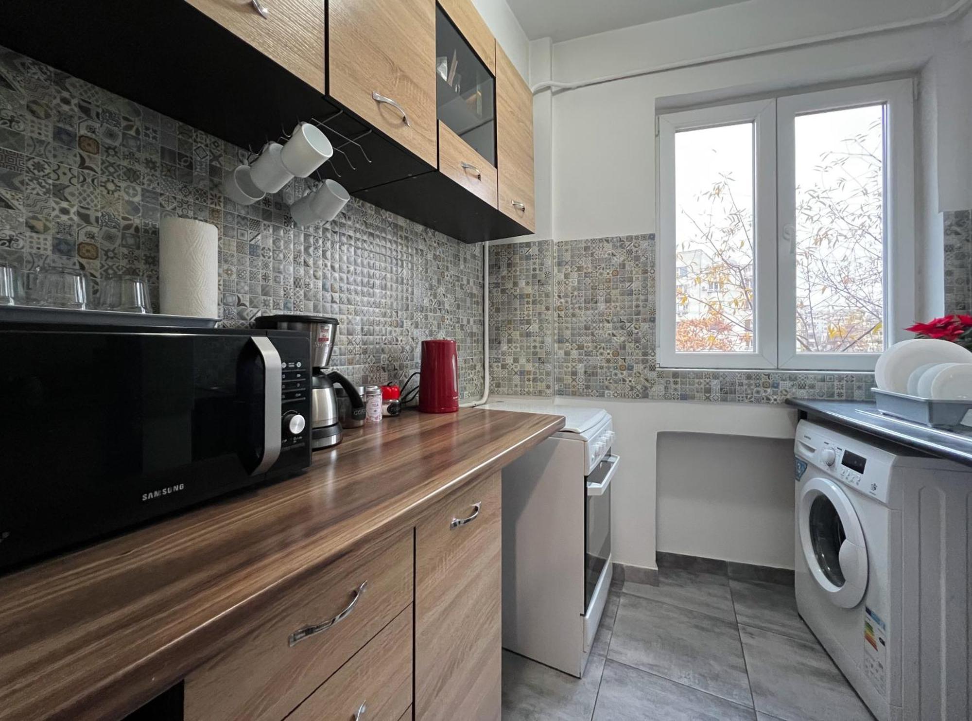 Old City Deluxe Apart - River View ! Букурещ Екстериор снимка