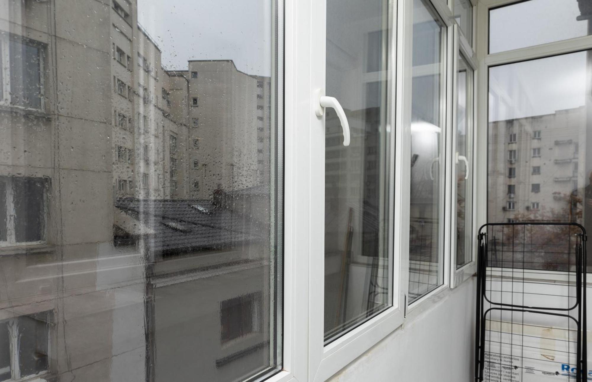 Old City Deluxe Apart - River View ! Букурещ Екстериор снимка